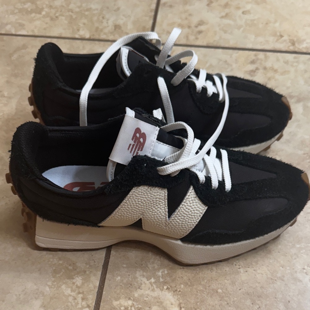 New Balance 327 Black and Cream Sneakers